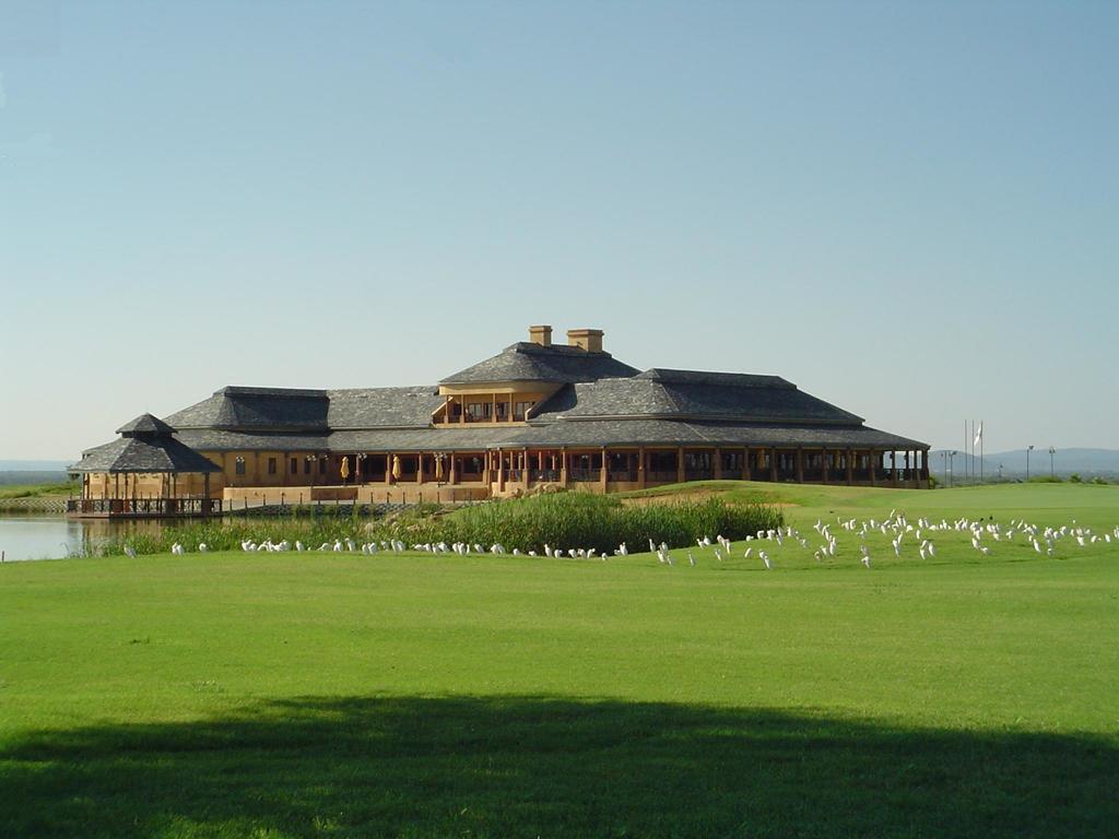 Phakalane Golf Estate Hotel Resort Gaborone Exteriér fotografie